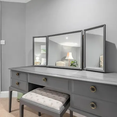 Stylish Apartment Near Norwich Cathedral & Castle Норвич Экстерьер фото